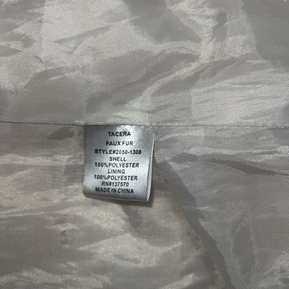 Tacera Faux Fur/Sherpa Cropped Jacket - Picture 7 of 7